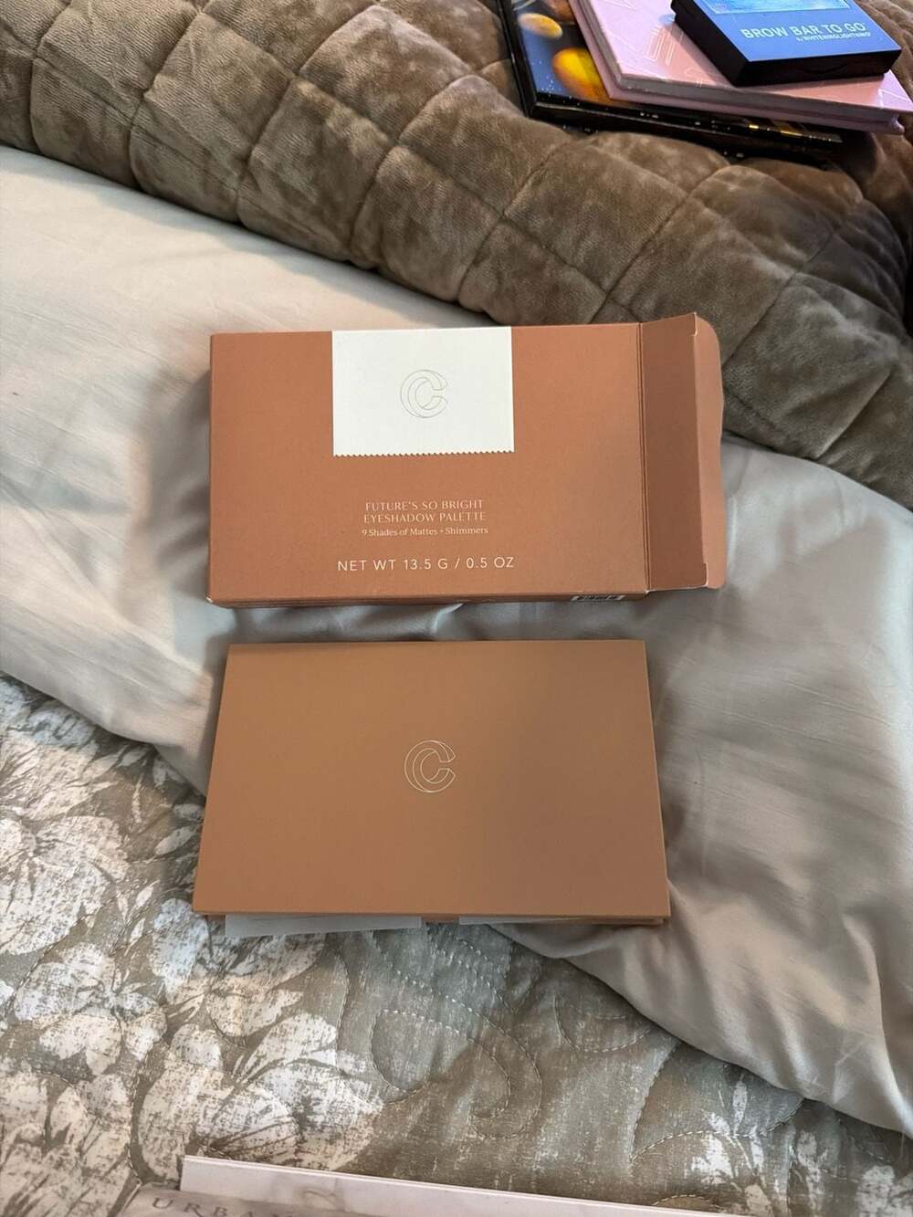 COMPLEX CULTURE Future's So Bright 9 Shade Matte & Shimmer Eyeshadow Palette - B